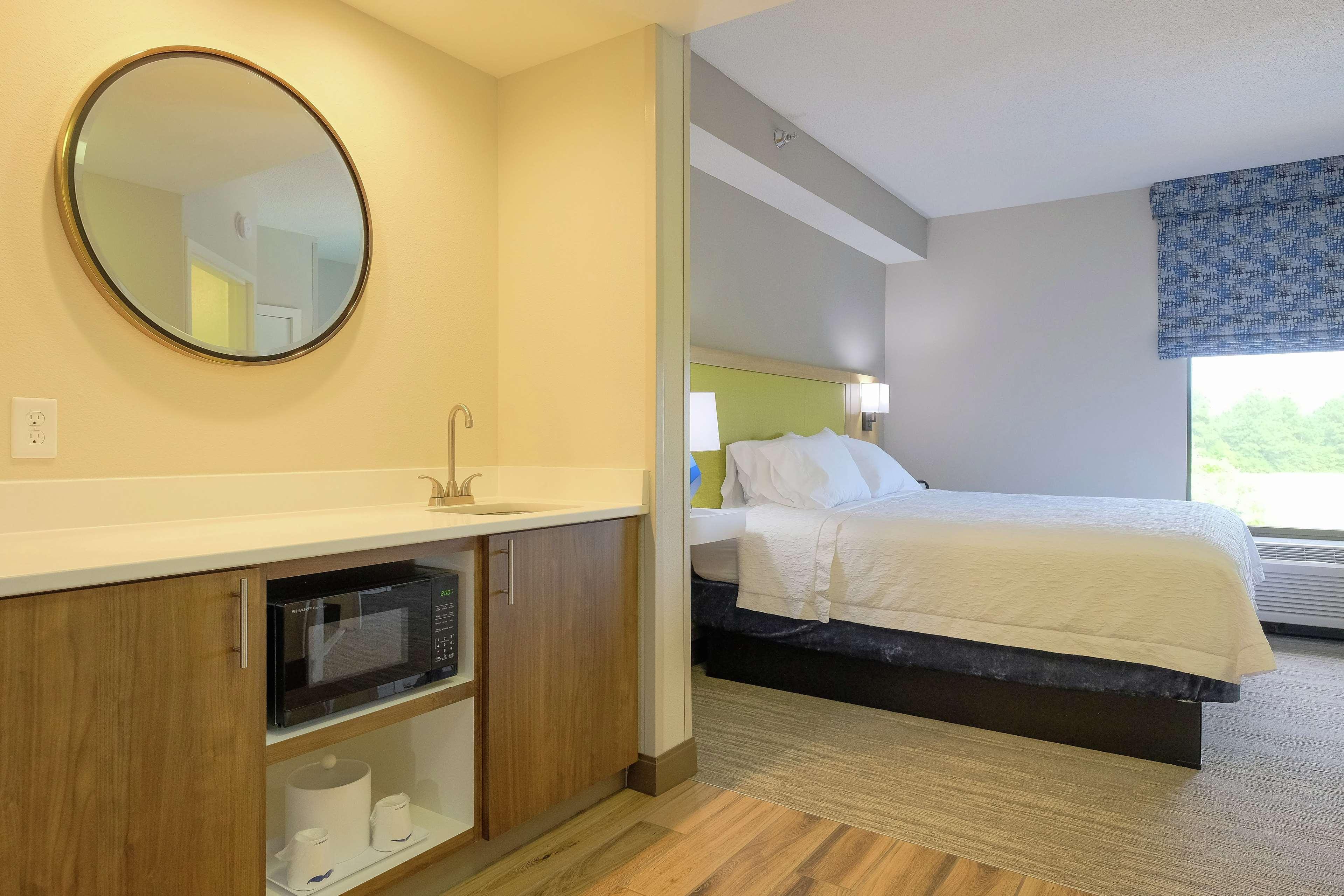 Hampton Inn אדנטון מראה חיצוני תמונה