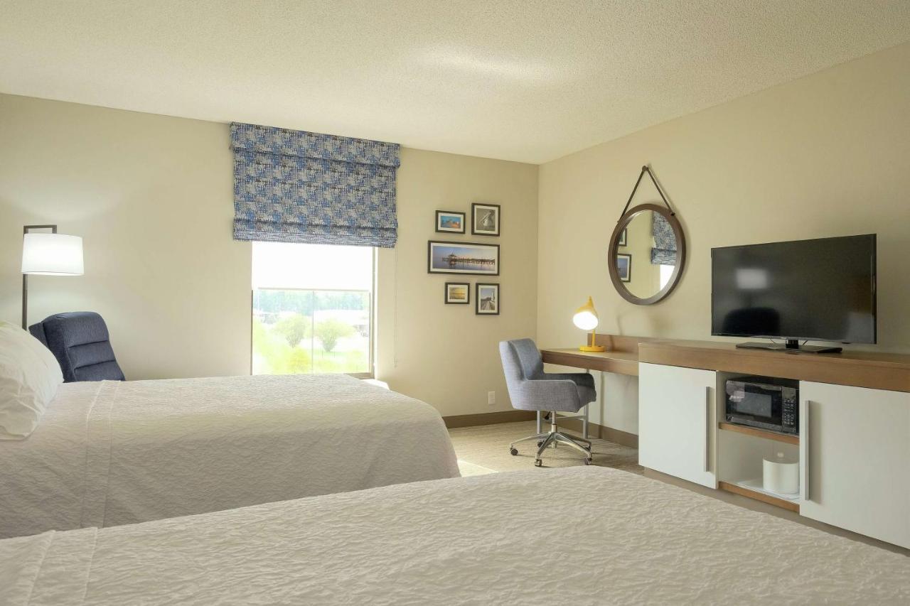 Hampton Inn אדנטון מראה חיצוני תמונה