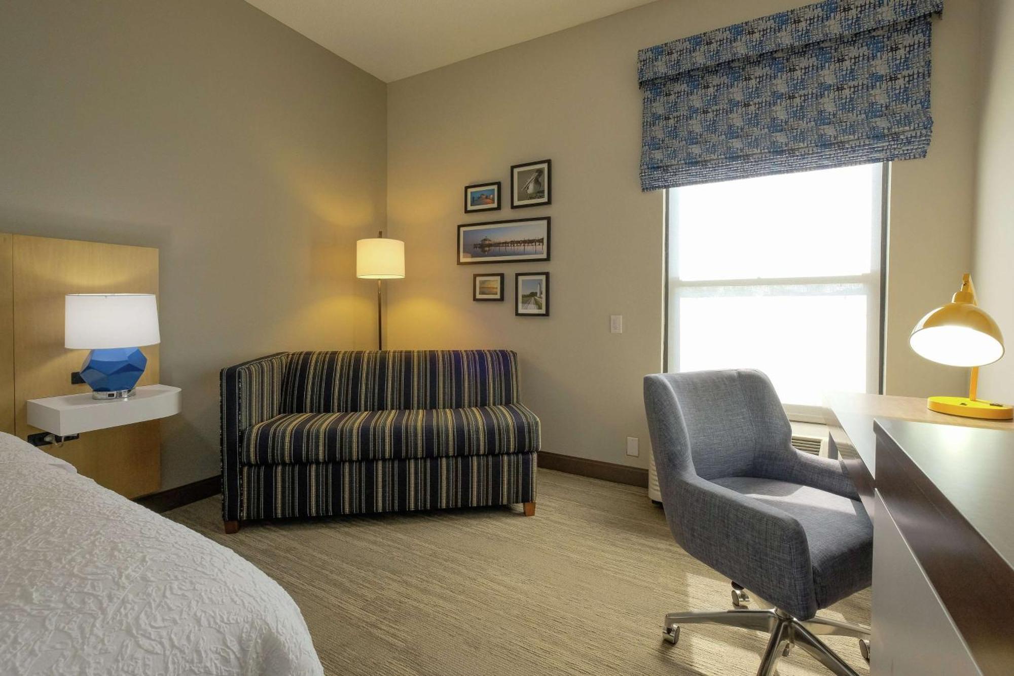 Hampton Inn אדנטון מראה חיצוני תמונה