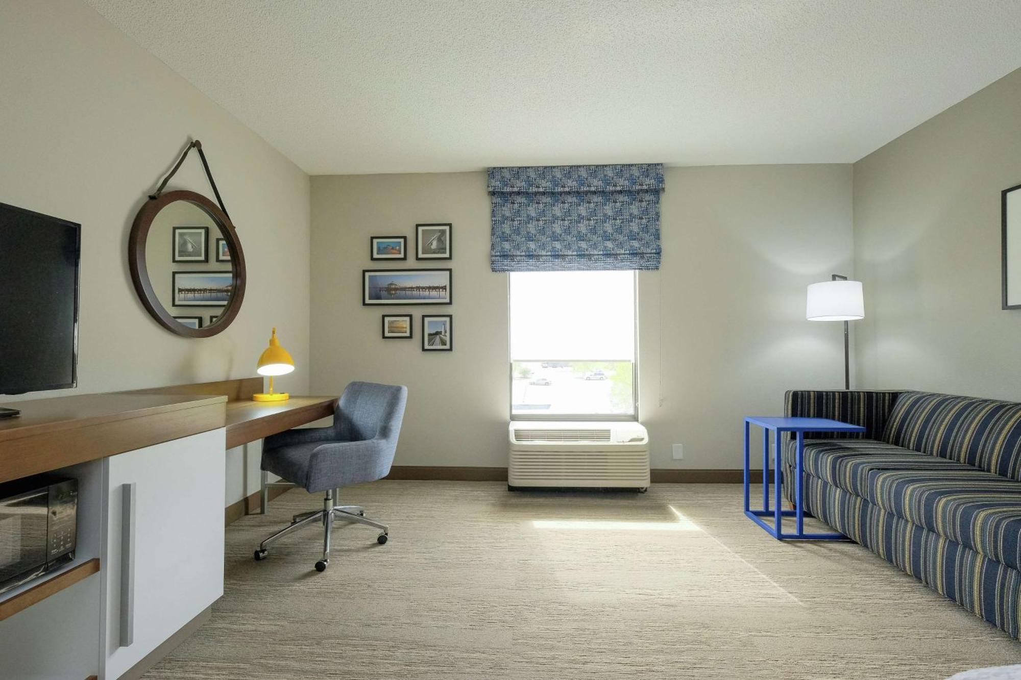 Hampton Inn אדנטון מראה חיצוני תמונה